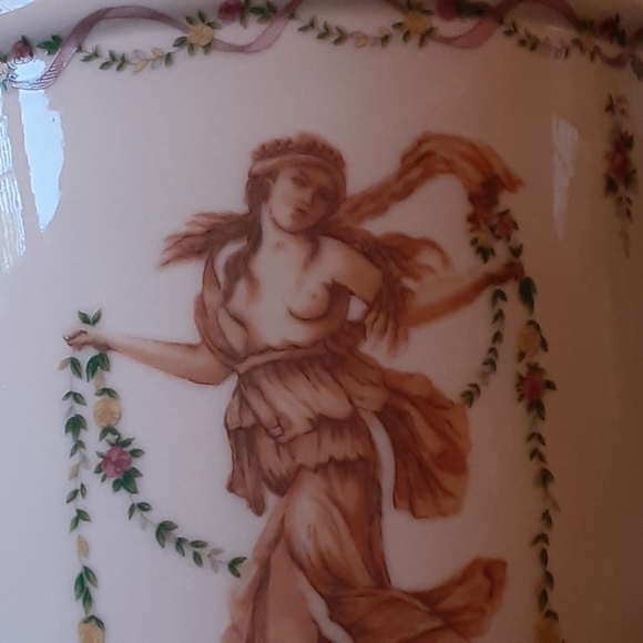 Vintage Mid 20th Century European Style Cachepot - Picture 3 of 9